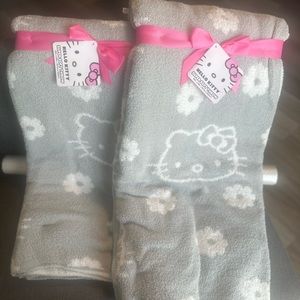 last one!!! Viral Hello Kitty Grey Throw Blanket